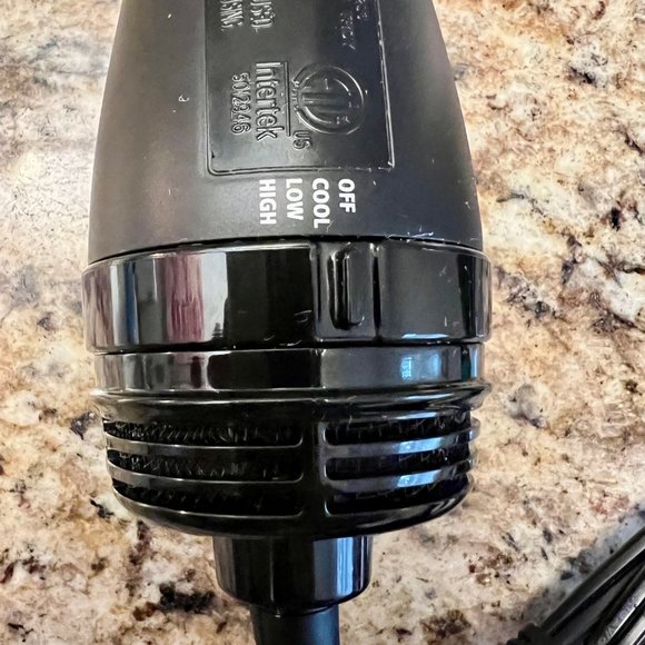 REVLON One-Step Hair Dryer & Styler- USED ONCE! - Picture 3 of 8